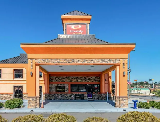 Econo Lodge Inn & Suites Macon North hotel detail image 3