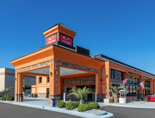 Econo Lodge Inn & Suites Macon North hotel detail image 3