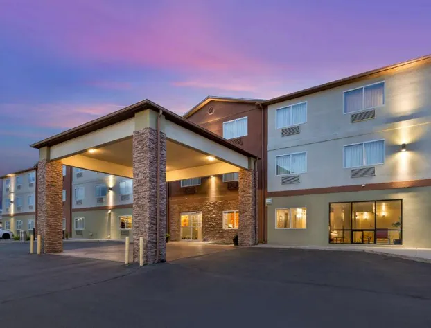 Best Western Plus The Four Corners Inn hotel detail image 2