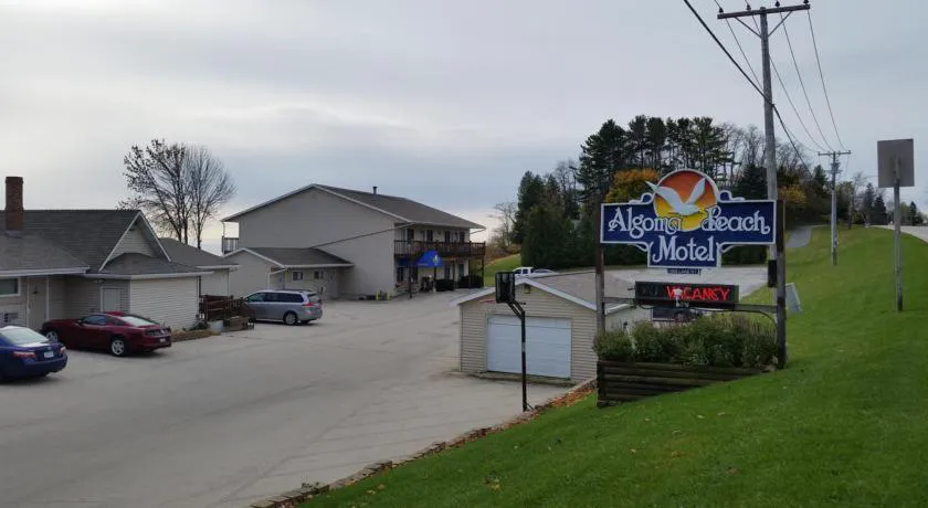 Algoma Beach Motel hotel hero