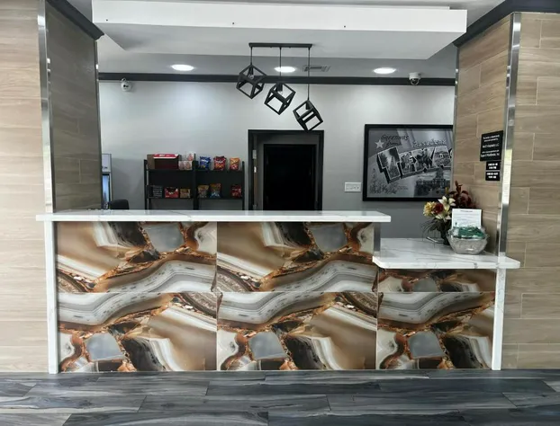 Super 8 by Wyndham Pasadena hotel detail image 3