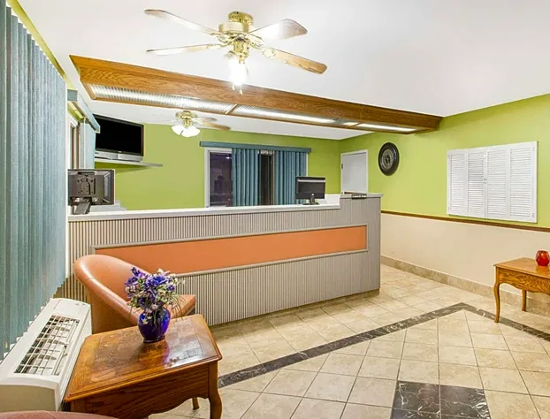 Travelodge by Wyndham Denison hotel detail image 2