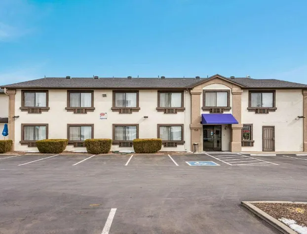 Econo Lodge Inn & Suites Williams - Grand Canyon Area hotel detail image 2