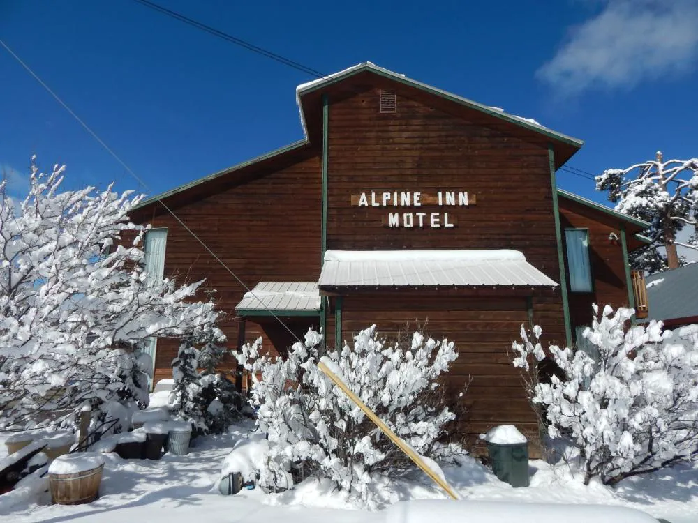 Alpine Inn of Pagosa Springs hotel hero
