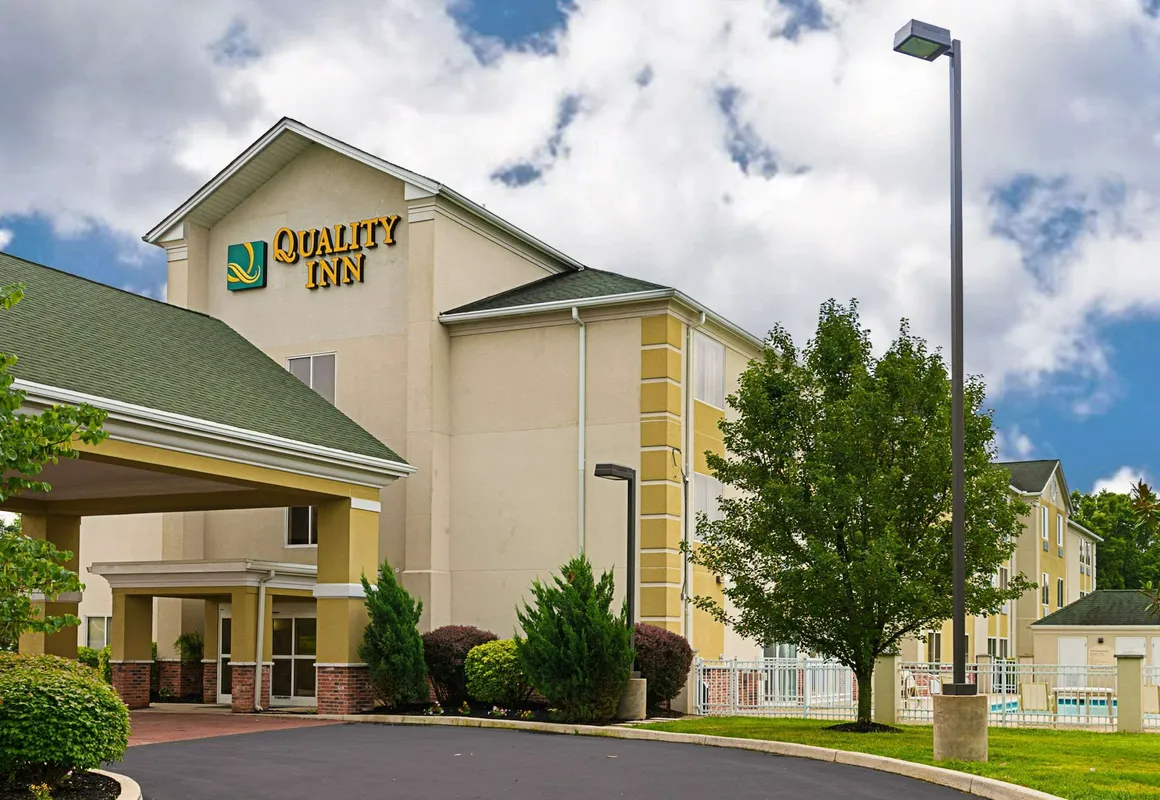 Quality Inn Spring Mills - Martinsburg North hotel hero