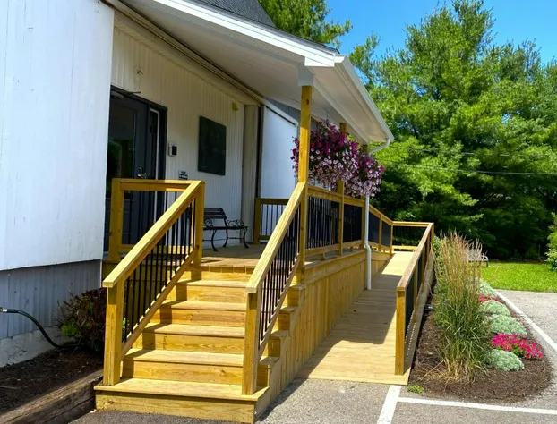 Lake Ontario Motel & Inn hotel detail image 2