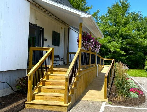 Lake Ontario Motel & Inn hotel detail image 1