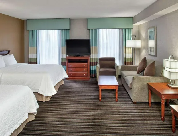 Hampton Inn & Suites by Hilton Toronto Airport hotel detail image 4