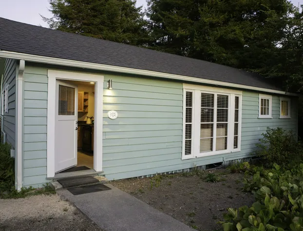 The Inn at Schoolhouse Creek hotel detail image 2