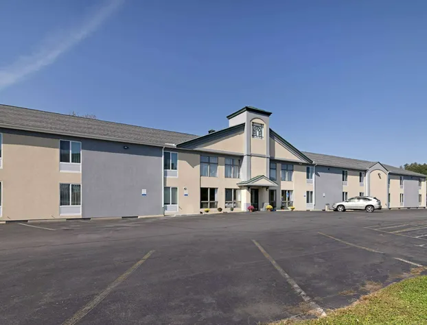 Quality Inn Lebanon - Hanover hotel detail image 4