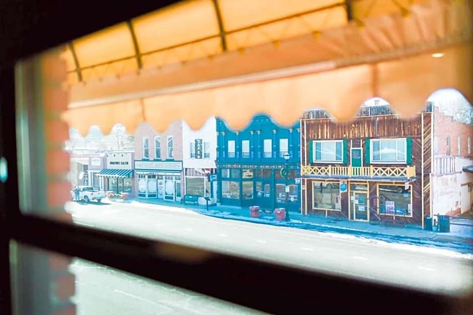 Two Sunsets Hotel hotel hero