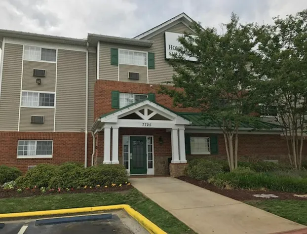 HomeTowne Studios & Suites by Red Roof Charlotte - Concord hotel detail image 3