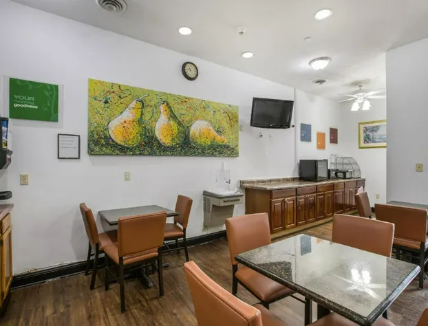 Americas Best Value Inn & Suites Three Rivers hotel detail image 4