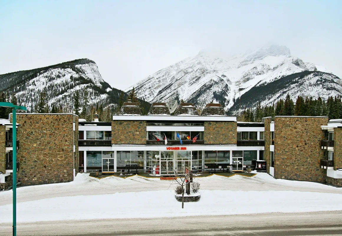 Banff Voyager Inn hotel hero