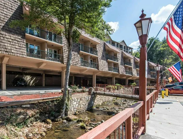 Quality Inn Creekside - Downtown Gatlinburg hotel detail image 1