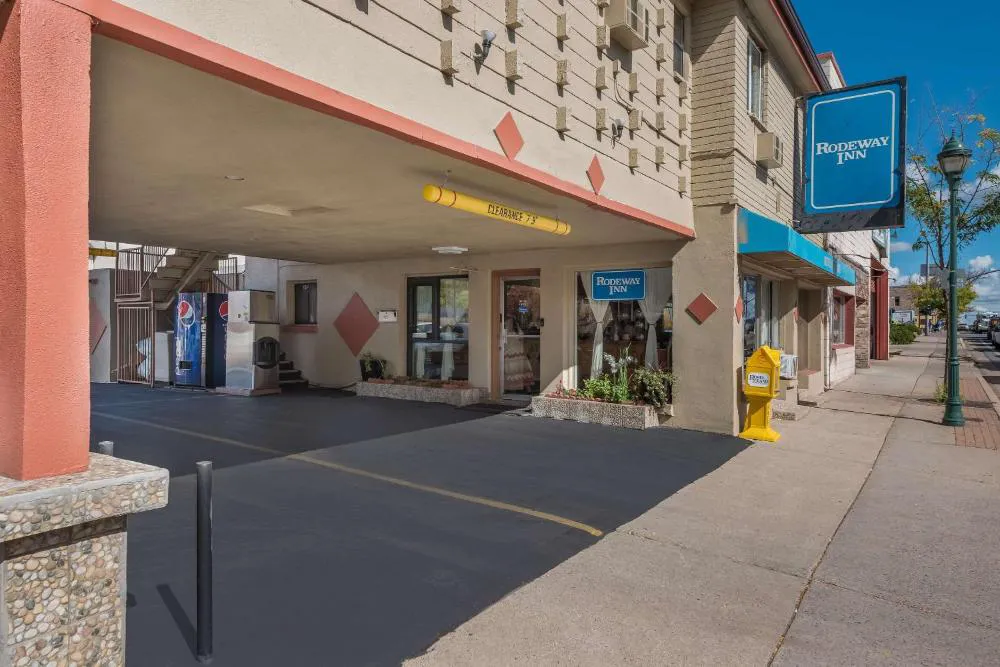 Rodeway Inn Flagstaff - Downtown hotel hero