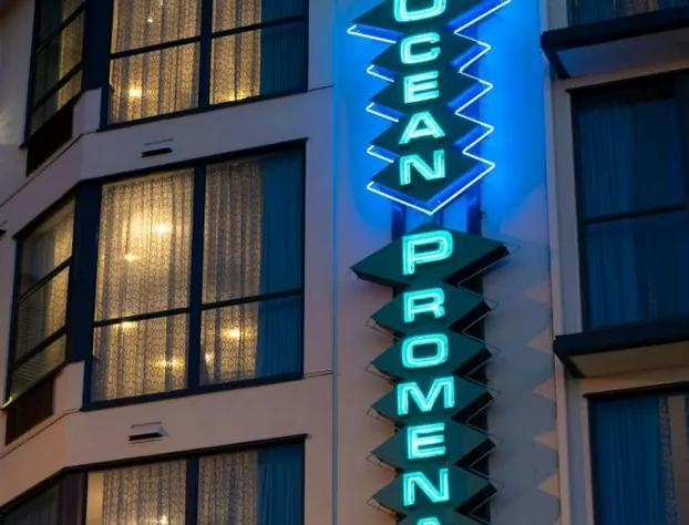 Ocean Promenade Hotel hotel detail image 1
