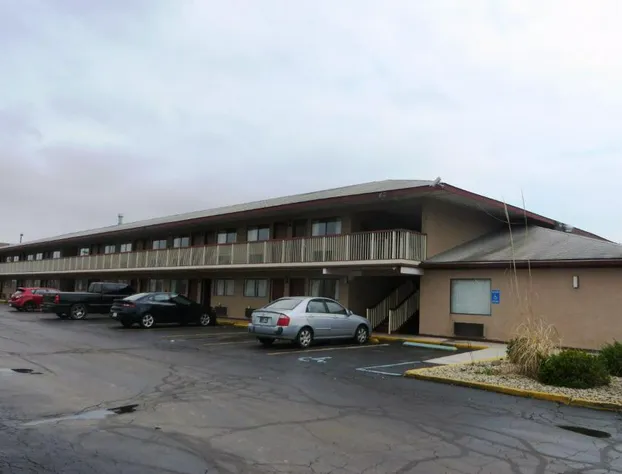 Days Inn by Wyndham Plainfield hotel detail image 1
