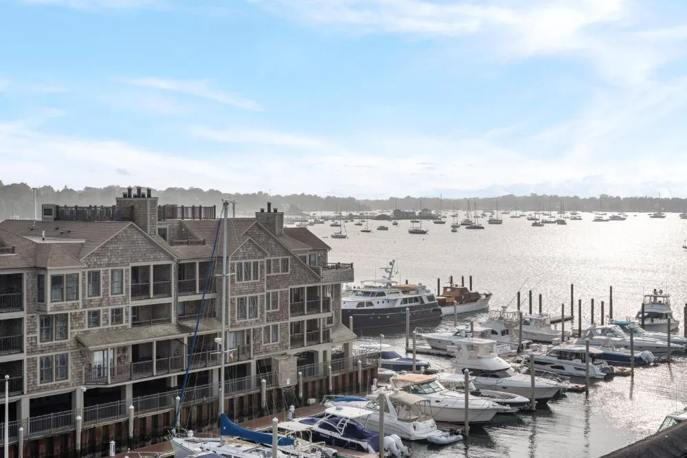 Club Wyndham Newport Onshore hotel hero