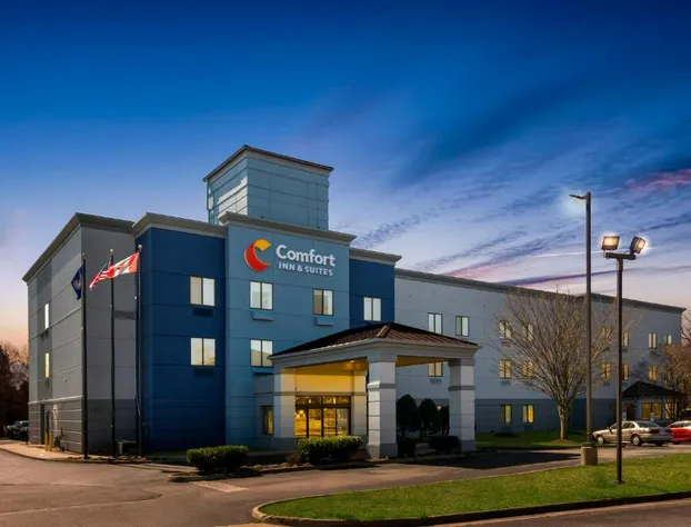 Comfort Inn & Suites Ashland – Richmond North hotel detail image 3