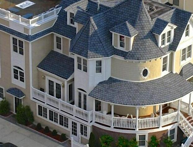 Coastal Chateau hotel detail image 4