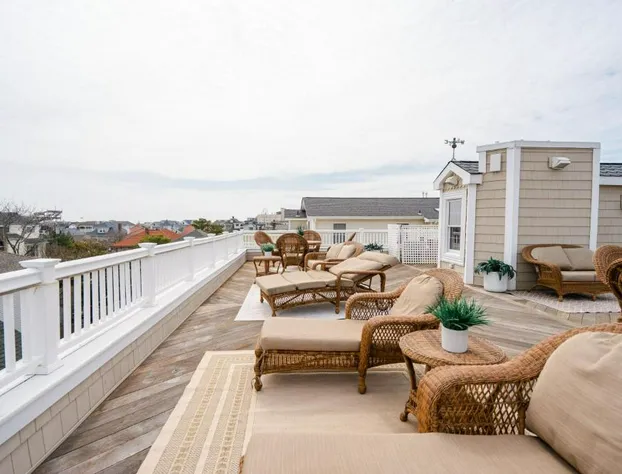 Coastal Chateau hotel detail image 1