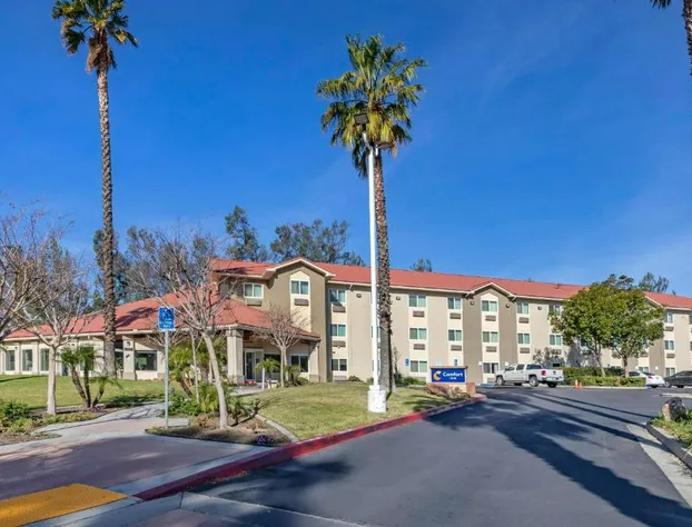 Comfort Inn Fontana hotel detail image 1