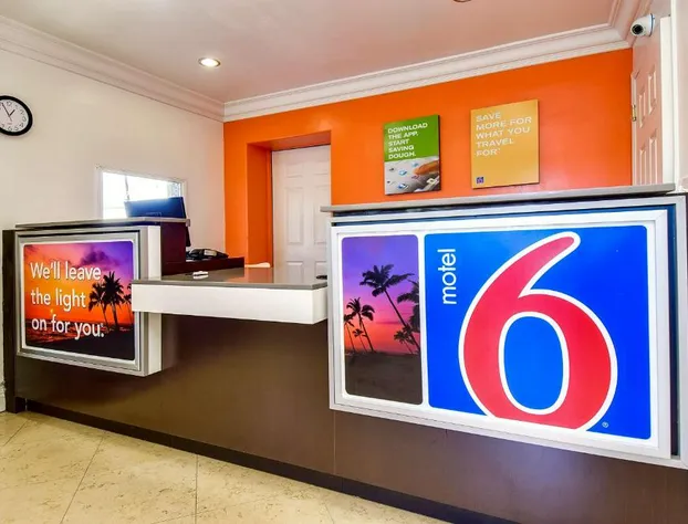 Motel 6 Garden Grove hotel detail image 3