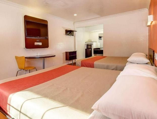 Motel 6 Garden Grove hotel detail image 4