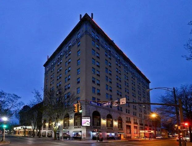 Genetti Hotel, SureStay Collection by Best Western hotel detail image 3