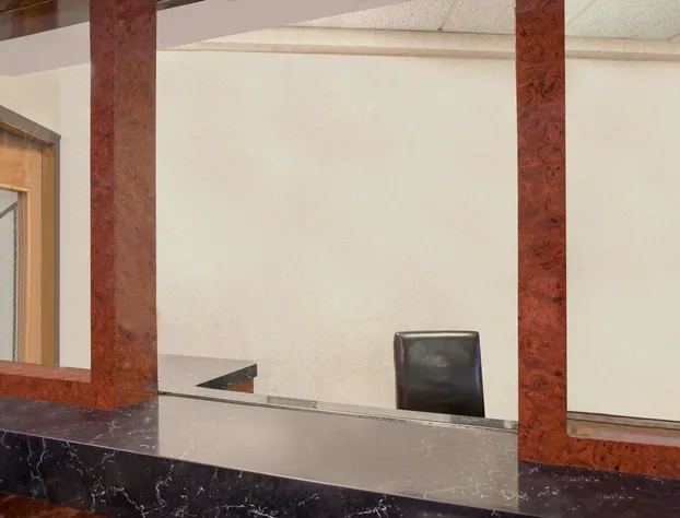 Super 8 by Wyndham Chicago IL hotel detail image 2