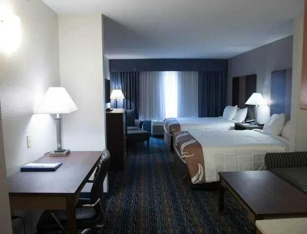 Crossroads Inn And Suites hotel detail image 4