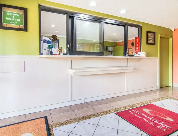 Econo Lodge Atlanta Airport East hotel detail image 4