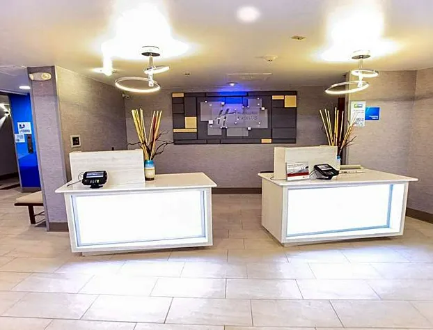 Holiday Inn Express Daytona Beach - Speedway hotel detail image 1