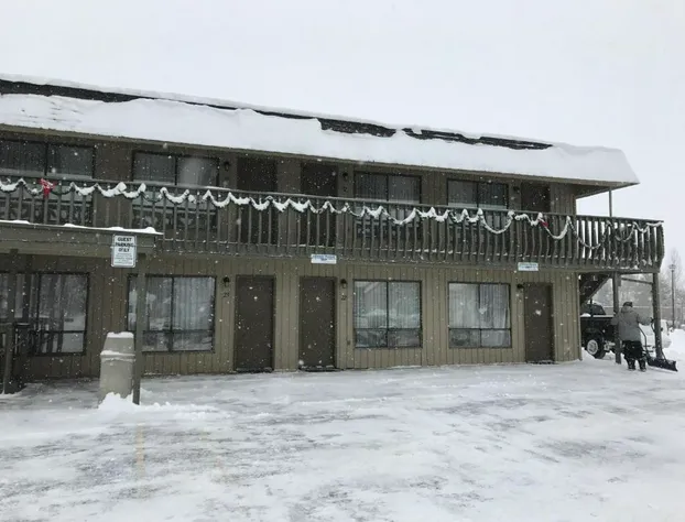 Snowshoe Motel hotel detail image 3