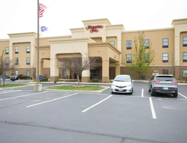 Hampton Inn Marshall hotel detail image 1