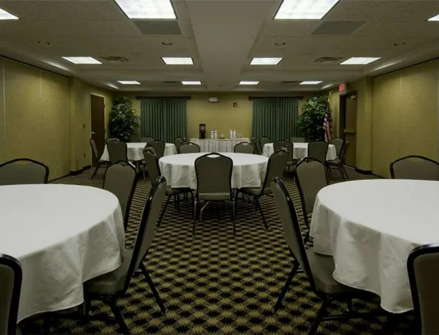 Hampton Inn Marshall hotel detail image 3