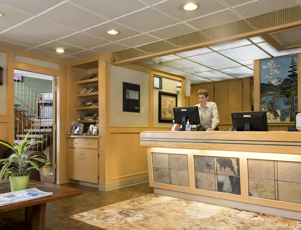 Maligne Lodge hotel detail image 4