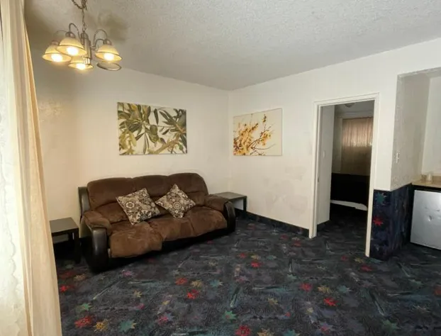 Los Angeles Adventurer All Suite Hotel at LAX hotel detail image 1