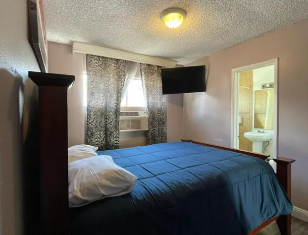 Los Angeles Adventurer All Suite Hotel at LAX hotel detail image 2