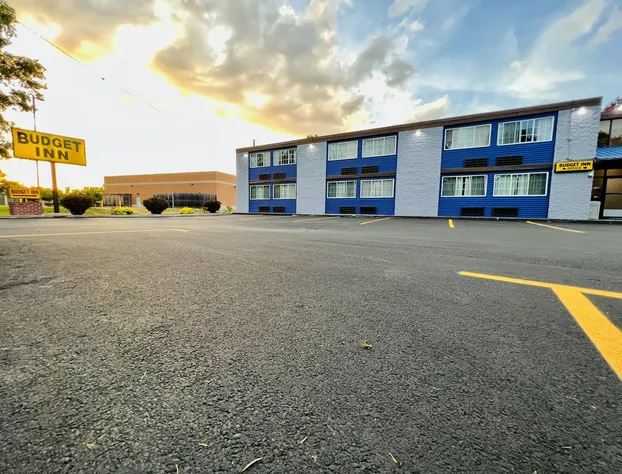 Budget Inn Bath hotel detail image 4