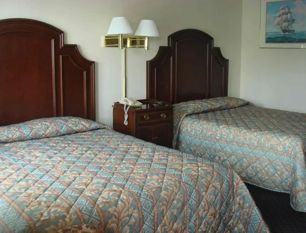 Harbor Base Pineapple Inn hotel detail image 3