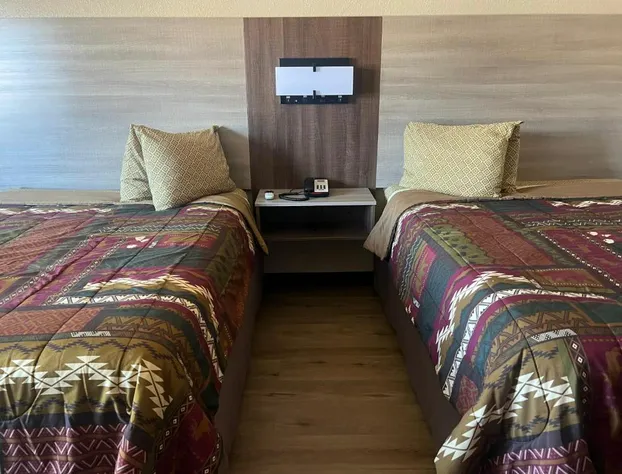 Booneslick Lodge of Neosho hotel detail image 4