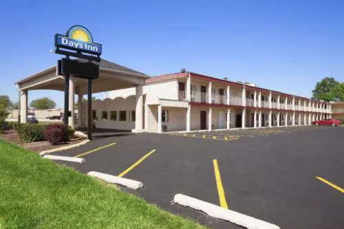Days Inn by Wyndham Champaign/Urbana hotel hero