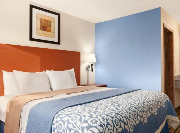 Days Inn by Wyndham Champaign/Urbana hotel detail image 4