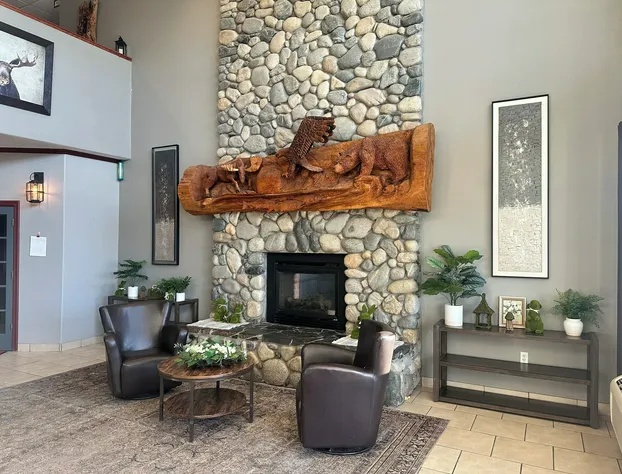 Grand View Inn & Suites hotel detail image 4