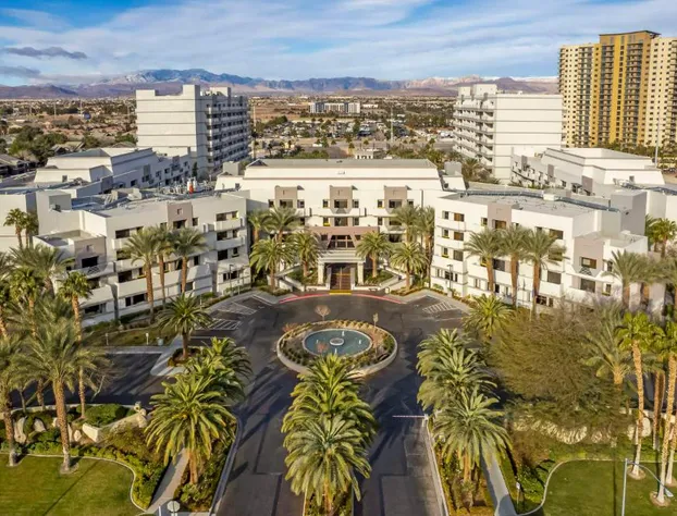 Hilton Vacation Club Cancun Resort Las Vegas hotel detail image 1