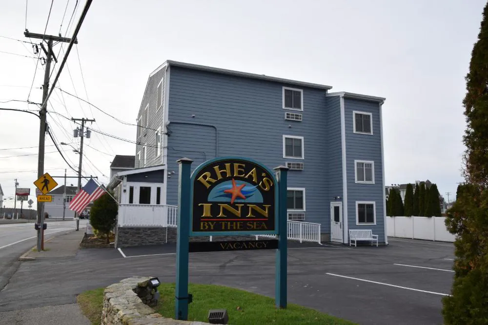 Rhea's Inn By The Sea hotel hero