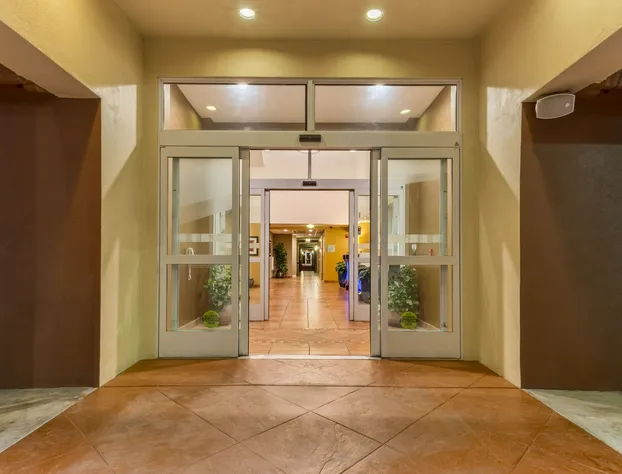 Holiday Inn Express Hotel & Suites Manteca by IHG hotel detail image 2