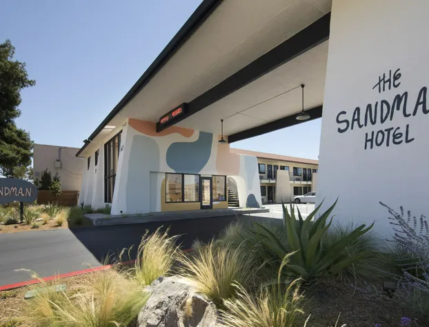 The Sandman Santa Rosa Sonoma, an Ascend Collection Hotel hotel detail image 1